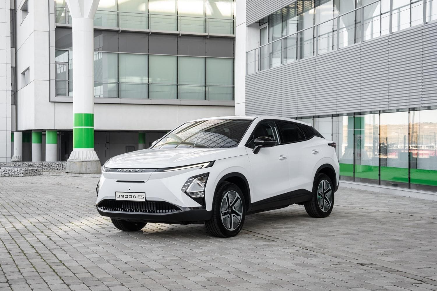 Omoda E5
